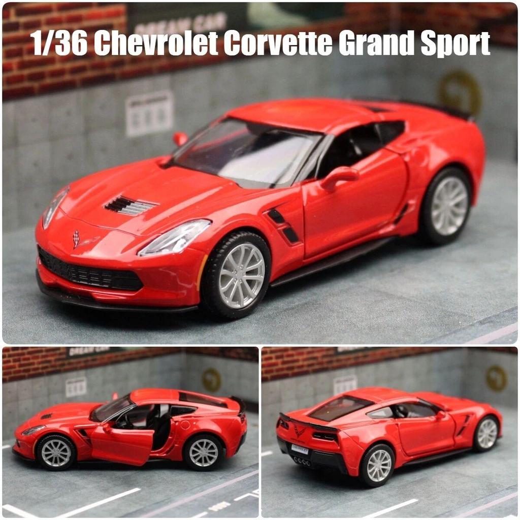 Chevrolet Corvette C7 Grand Sport Simulation Diecast & Toy Vehicle Pull Back Car & Doors Open RMZ City 1:36 Alloy Supercar Model