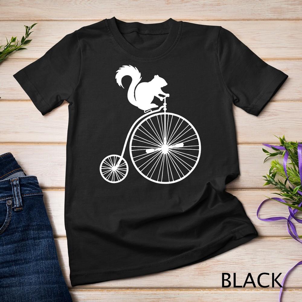 

Squirrel Riding Pennyfarthing Bike Graphic Unisex T-shirt S