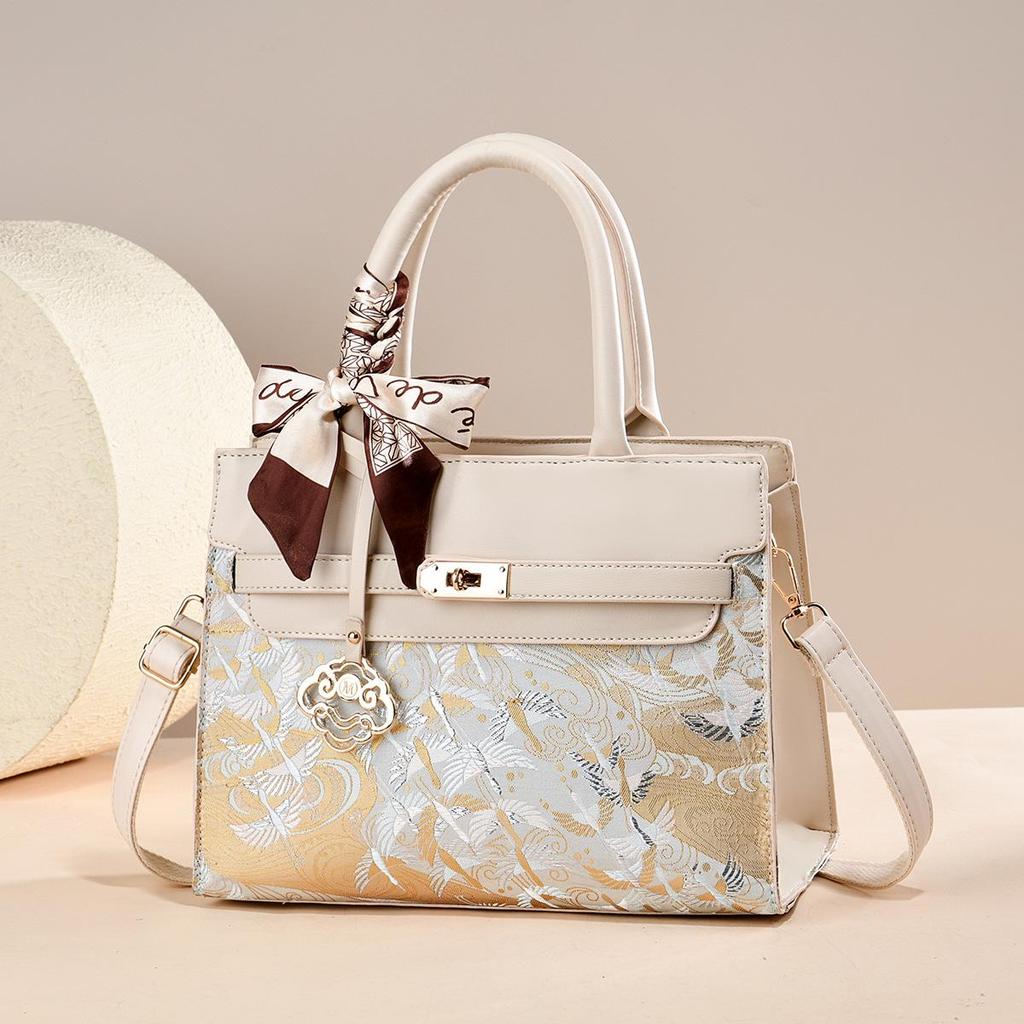 Women's 2026 Stylish Versatile Handbag - New Chinese National Trend, Large Capacity Mom Tote