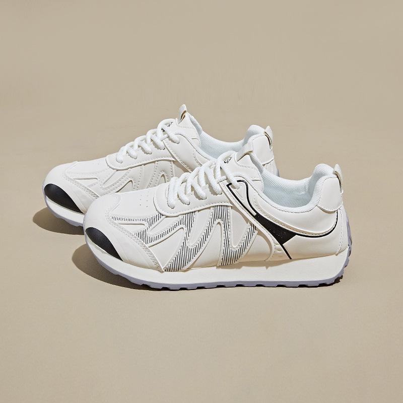 

ins Korean version of the new dad shoes girl 2025 autumn student sports and leisure shoes street shot thick sole height increase GT5386 40