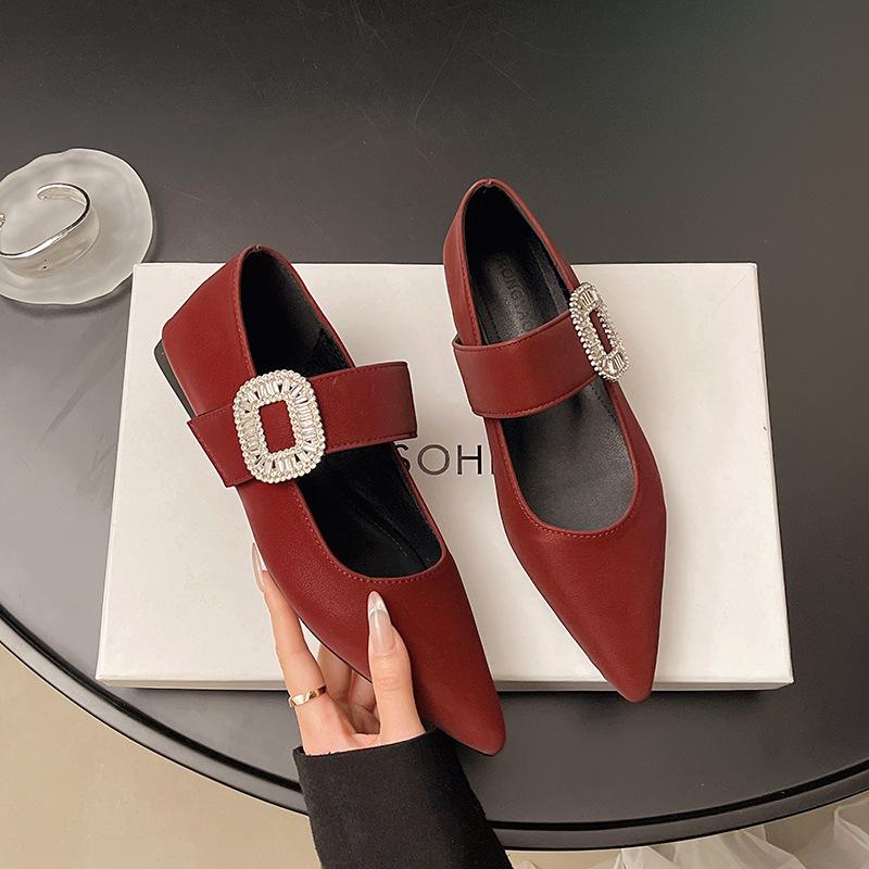 French Inner Height Increase Mary Jane Shoes In the Early Spring of 2025 New Pointed Head Shallow Mouth Rhinestone Versatile Temperament Single Sho