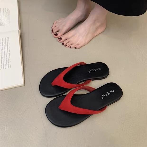 Flat-Bottomed Flip-Flop Shoes Women'S Shoes Summer Wear Beach French Small Sandals Sandals