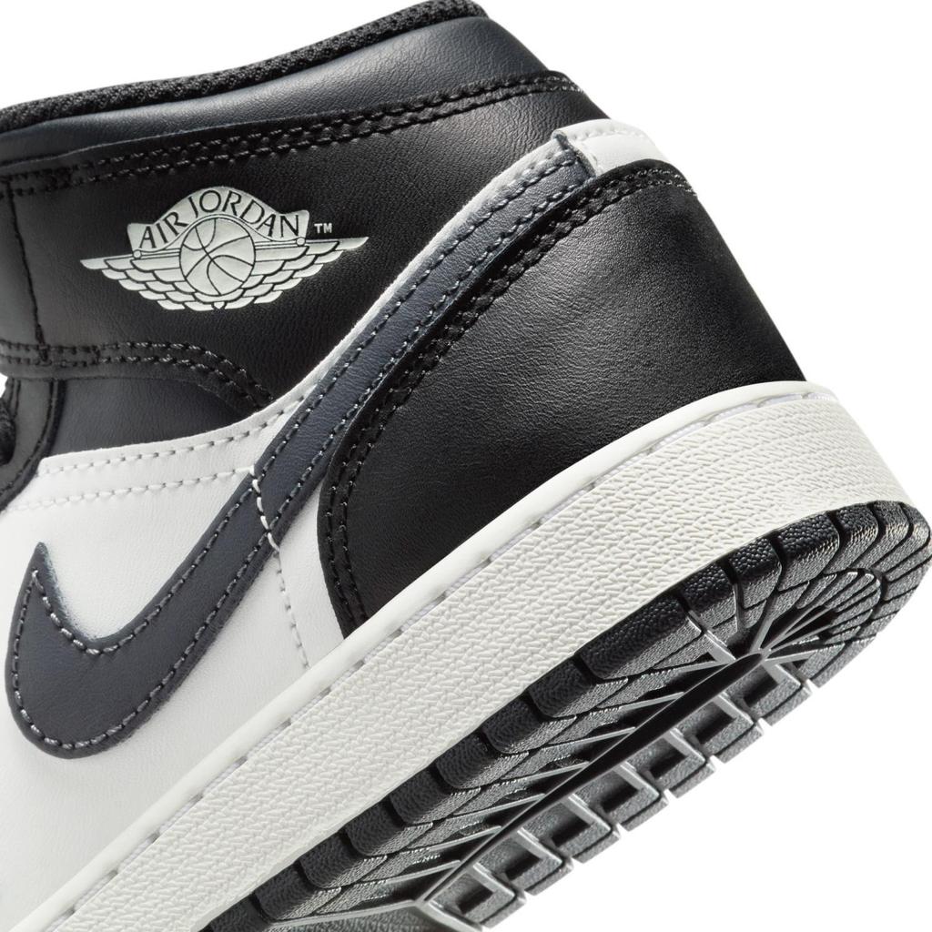 DQ8423-010 NIKE AIR JORDAN 1 MID GS BLACK OFF NOIR-SUMMIT WHITE (Men's)