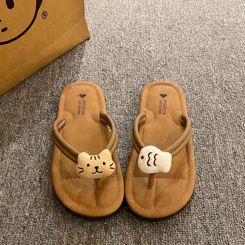 Casual Versatile Outer Wear Flat-bottomed Cool Slippers Niche Design Sense Cute Cartoon Flip-flops Women 2025 Summer and Autumn New Models