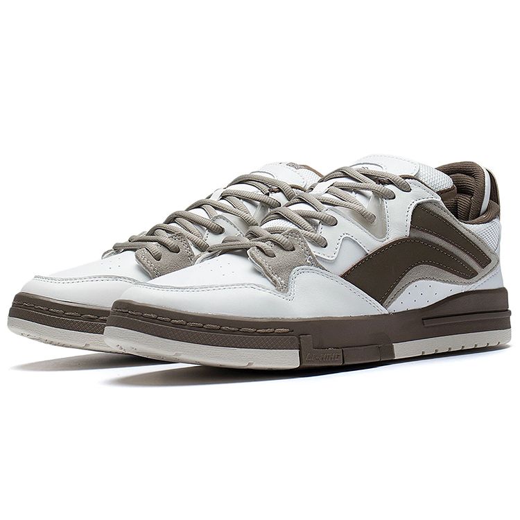 Li Ning Wei Wu Pro Lightweight Low-Top Skate Shoes Women Skate Shoes Khaki AECS060-2