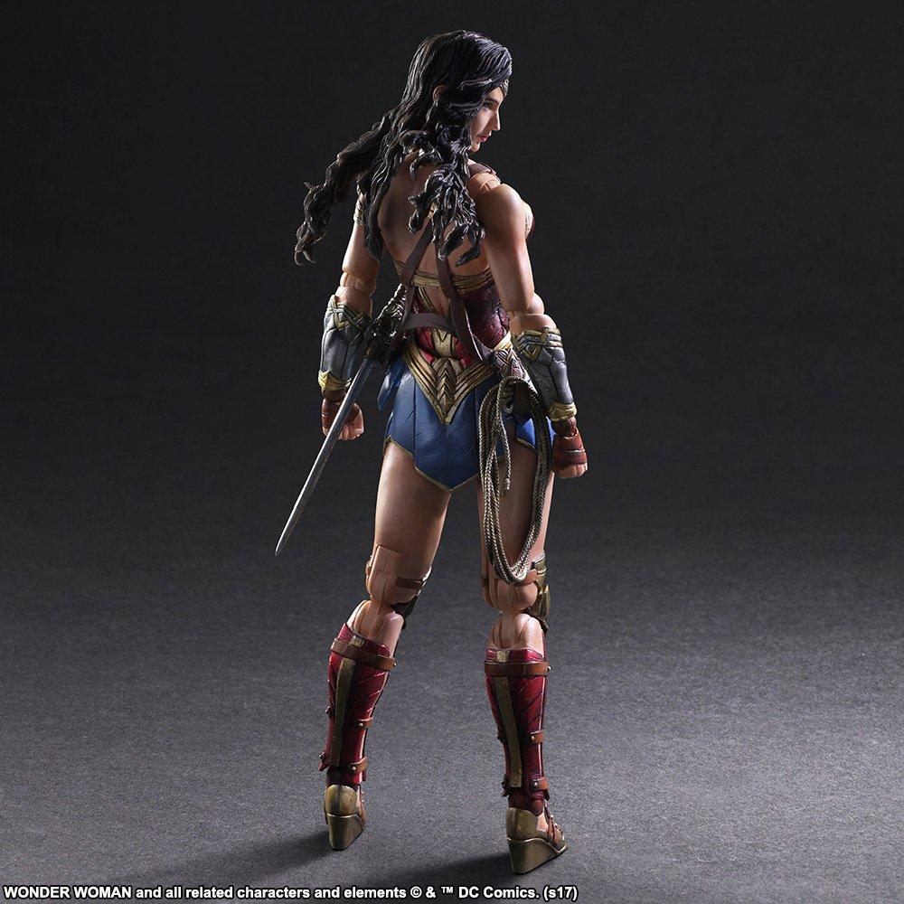WONDER WOMAN PLAY ARTS Kai Wonder Woman PVC painted action figure