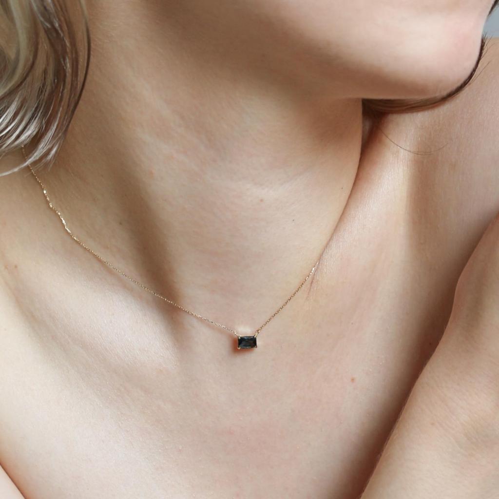 London Blue Topaz K10YG Rectangle Necklace for Women [cui-cui]