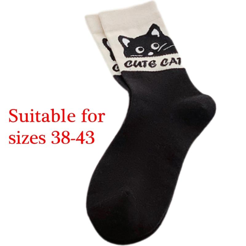 Fashionable Middle Calf Socks with Cartoon Cats Print in Soft Cotton Color Block Student Crew Socks Hosiery for Women