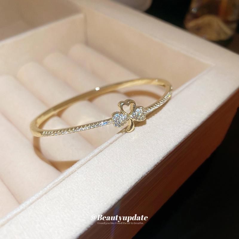 2025 Luxe Gold-Plated Diamond Letter Bangle: Versatile & Elegant Women's Jewelry