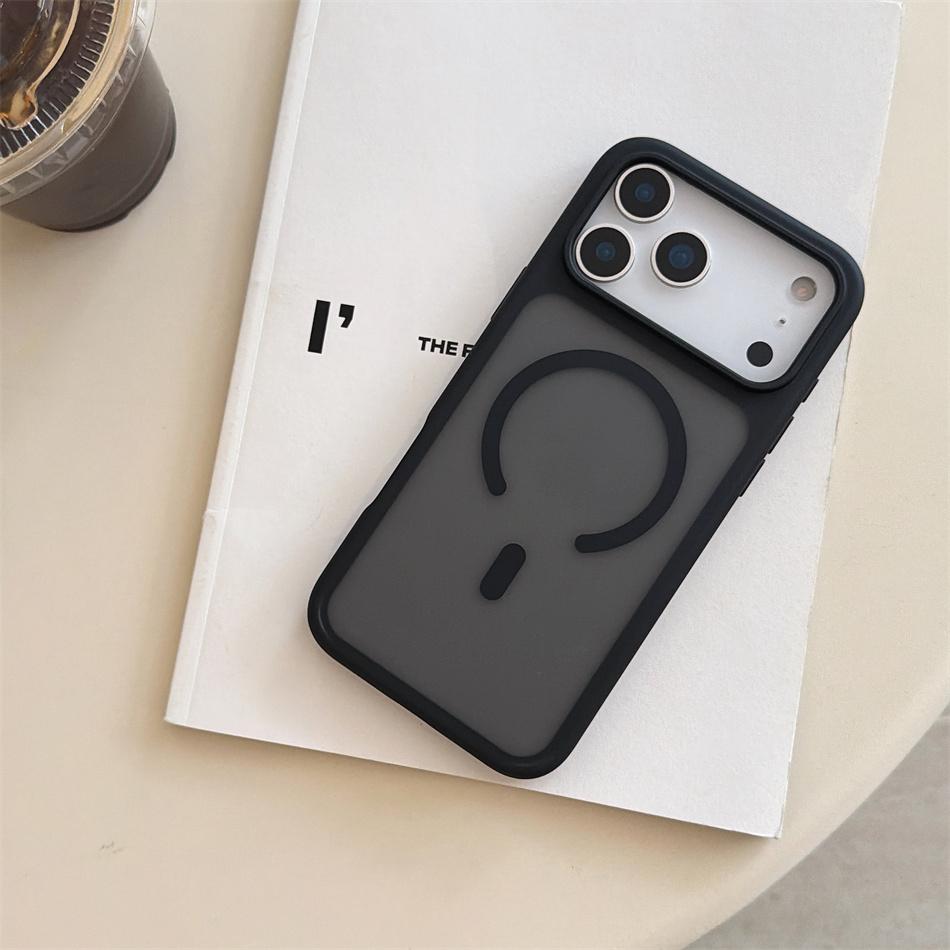 Translucent Matte Magnetic Case For iPhone 17 16 15 14 13 ProMax 17Pro Shockproof Wireless Charging Phone Cover Funda