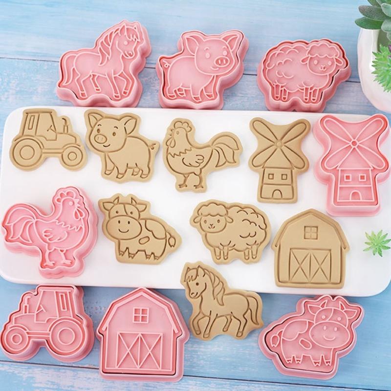 16Pcs Cartoon Farm Animals Biscuits Mold Cookie Stamps Set Fondant Biscuits Pastry Cookie Cutters for DIY Cake Baking
