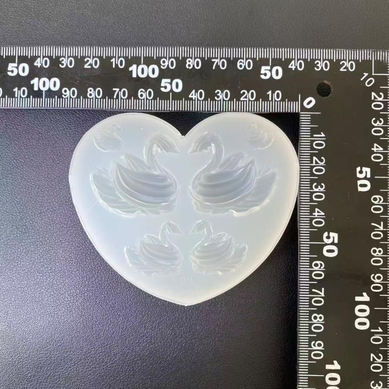 Elegant Swan Shape Silicone Mold Handmade Craft Supplies For DIY Jewelry Resin Soap Candle Making Craft Decorations