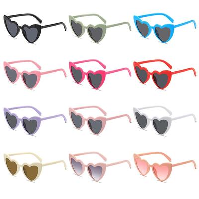 1 szt. Vintage Okulary Przeciwsłoneczne w Kształcie Serca dla Kobiet Nieregularne Różowe Serce Okulary Przeciwsłoneczne Streetwear Okulary Ochrona UV