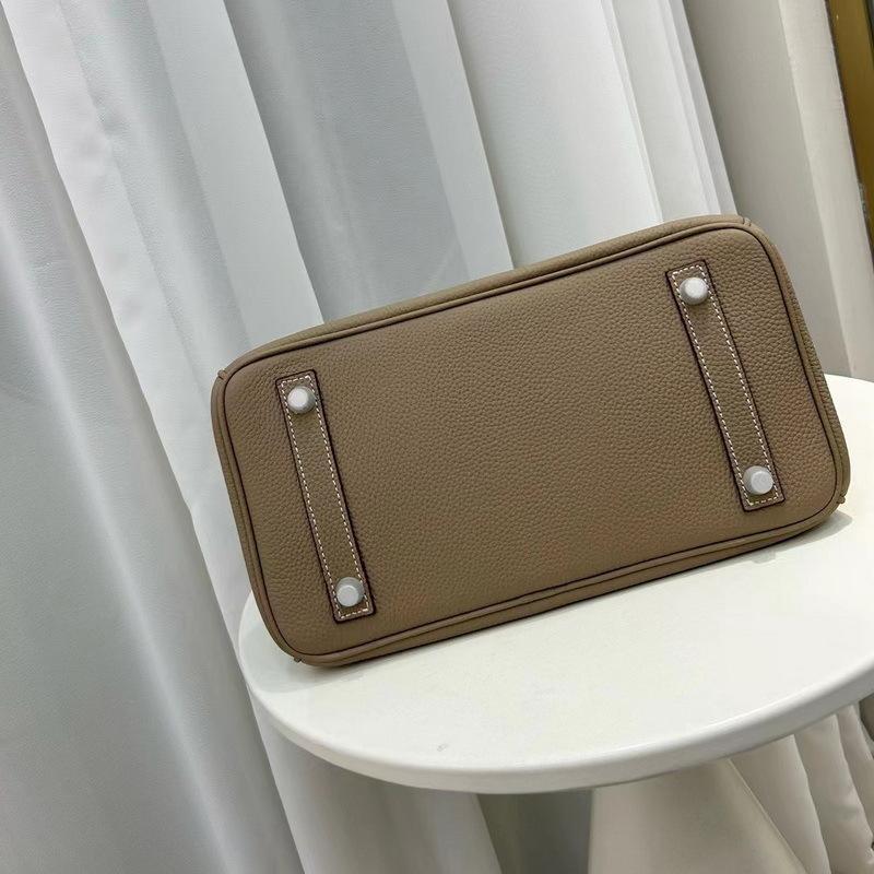 2026 Genuine Leather Women's Bag Top Layer Cowhide TOGO Knight Jacket Punk Chain Platinum Hand-held Diagonal Cross