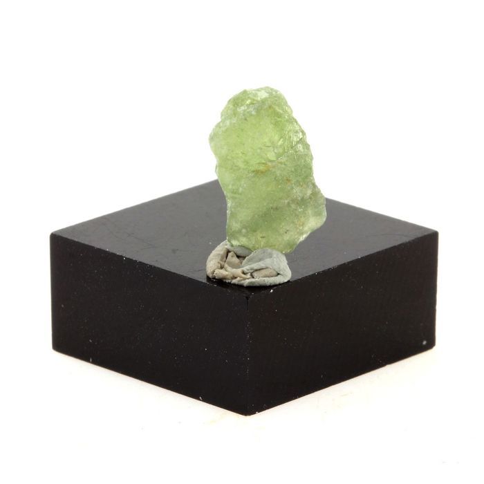 Pierres et Minéraux. Peridot. 2.99 ct. Almklovdalen, Vanylven, Norvège.