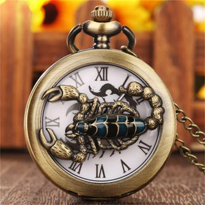 Skorpion geschnitzt Retro römischen Ziffern Unisex Quarz Taschenuhr Halskette Uhren Anhänger