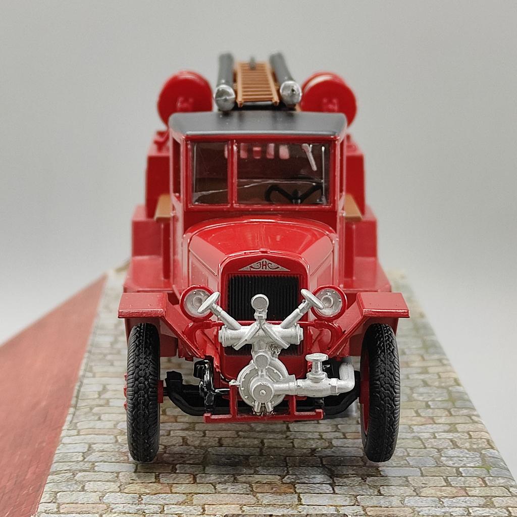 Diecast 1:43 Scale NM3-7 Alloy Car Model