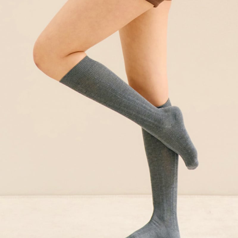 Marun5 Generous Textured Knee Socks