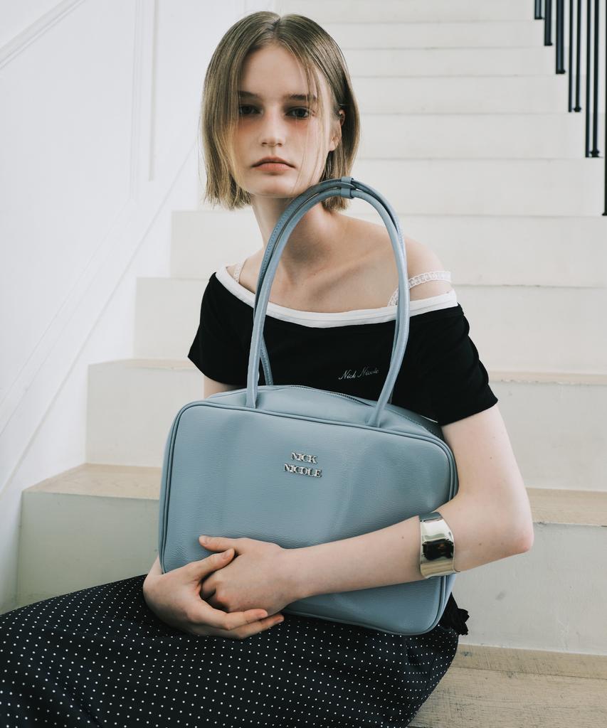 Nick&Nicole Nicole Logo Minimal Square Bag_Sora