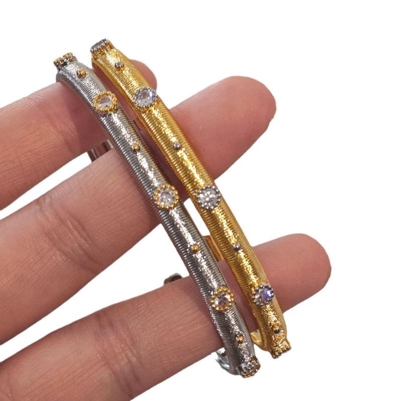 Italian Cloth Qi Latti Brushed Craft Hollow Four-Leaf Clover Diamond Bracelet Women'S High-End Temperament Bracelet