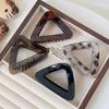 Triangular Hair Claw Korean Minimalist Clip 2025 New Geometric Hair Accessory for Women Multi Style Updo High Ponytail