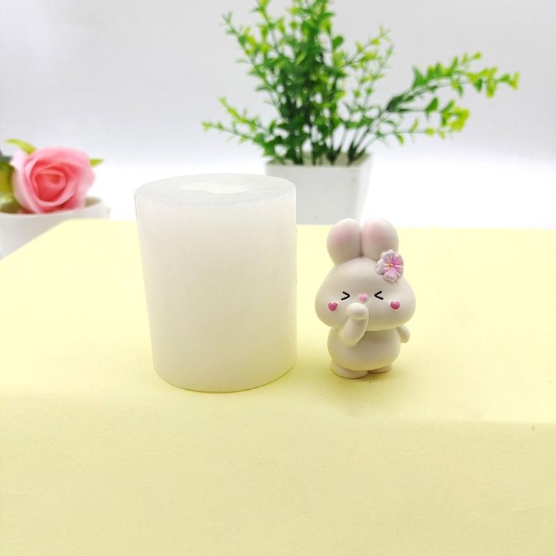 Cartoon Rabbits Silicone Molds Crafts Ornament Plasters Mold Handmade Scented Candle Mould Home Decorations Tool