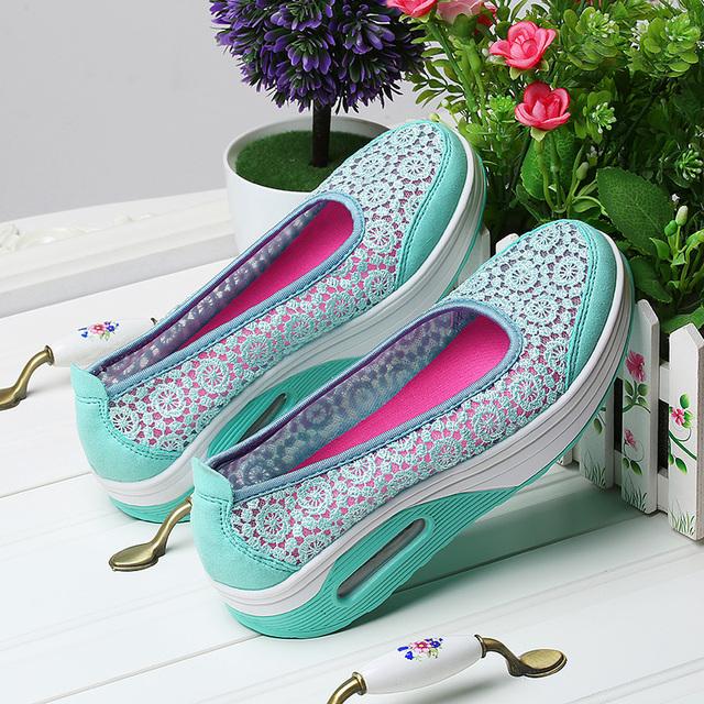 Tênis feminino plataforma primavera senhoras cunhas sapatos casuais rendas tênis feminino confortável feminino altura crescente sapatos femininos