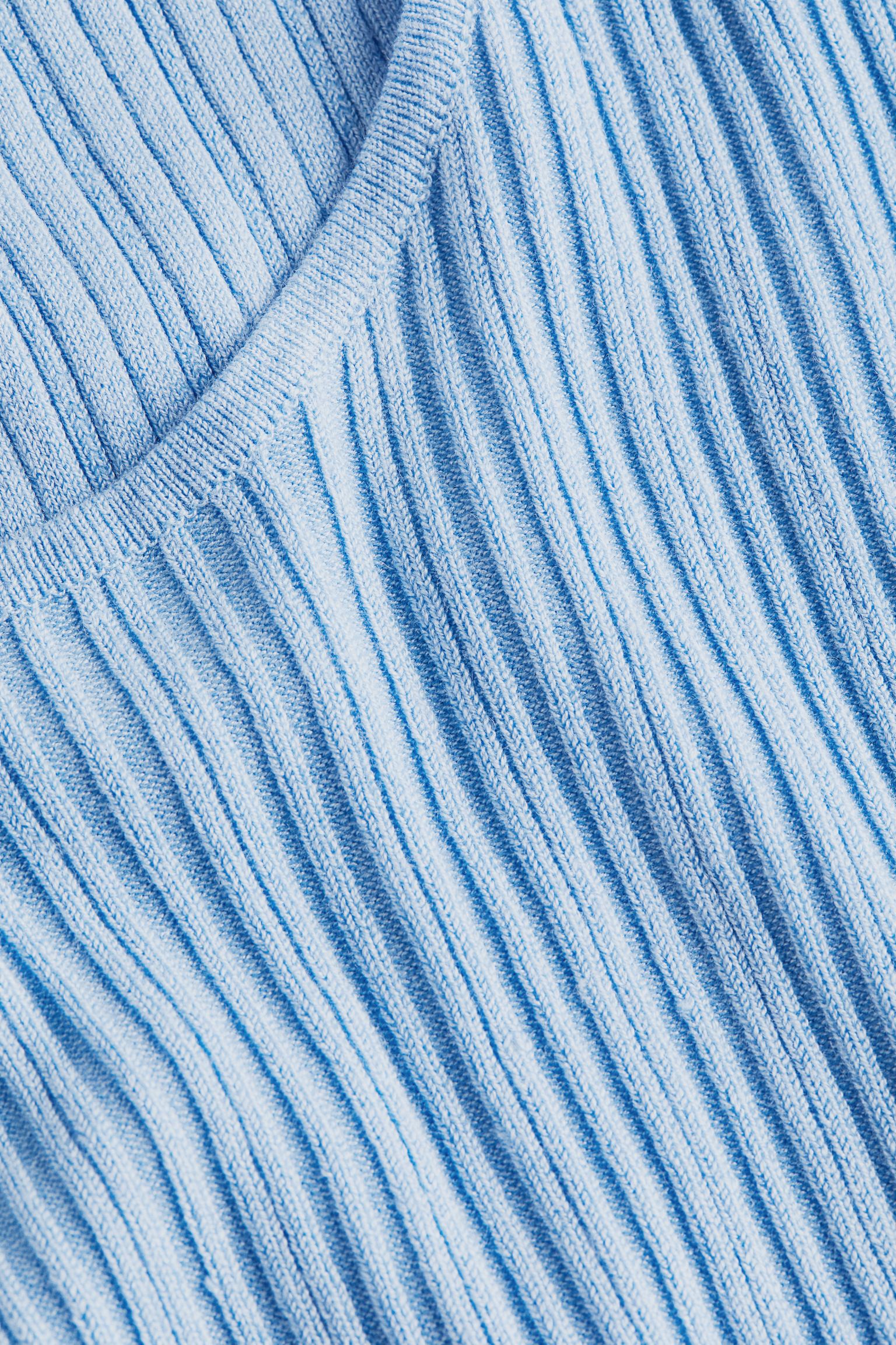 

Вязаный топ