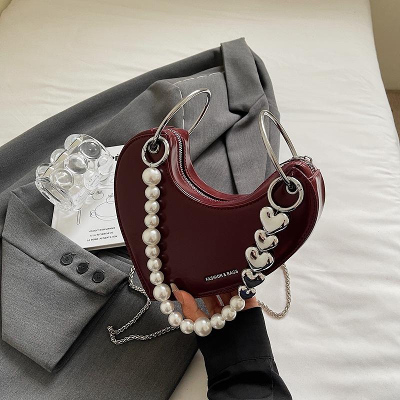Niche design bag women's new summer chain messenger bag peach heart bag