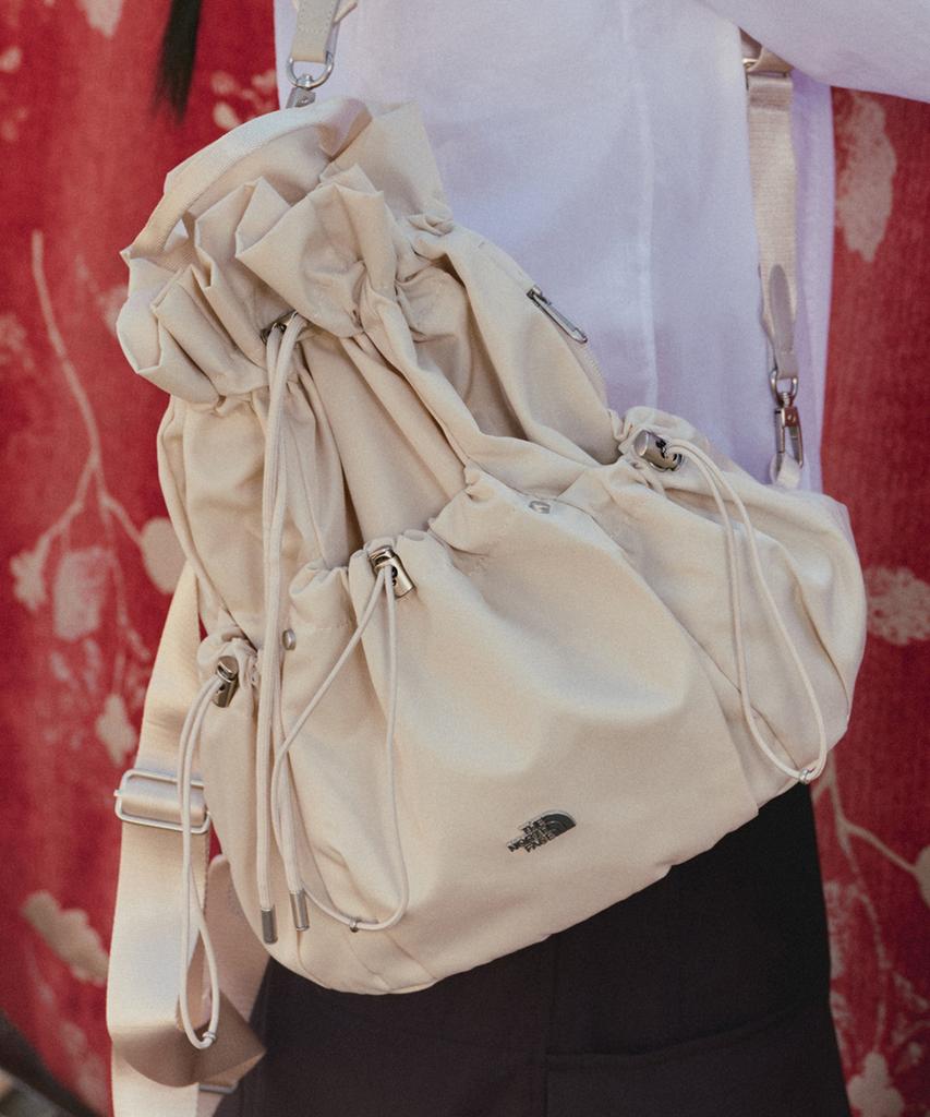 The North Face Nn2Pr61M White Label Bonnie Pack Medium Cream
