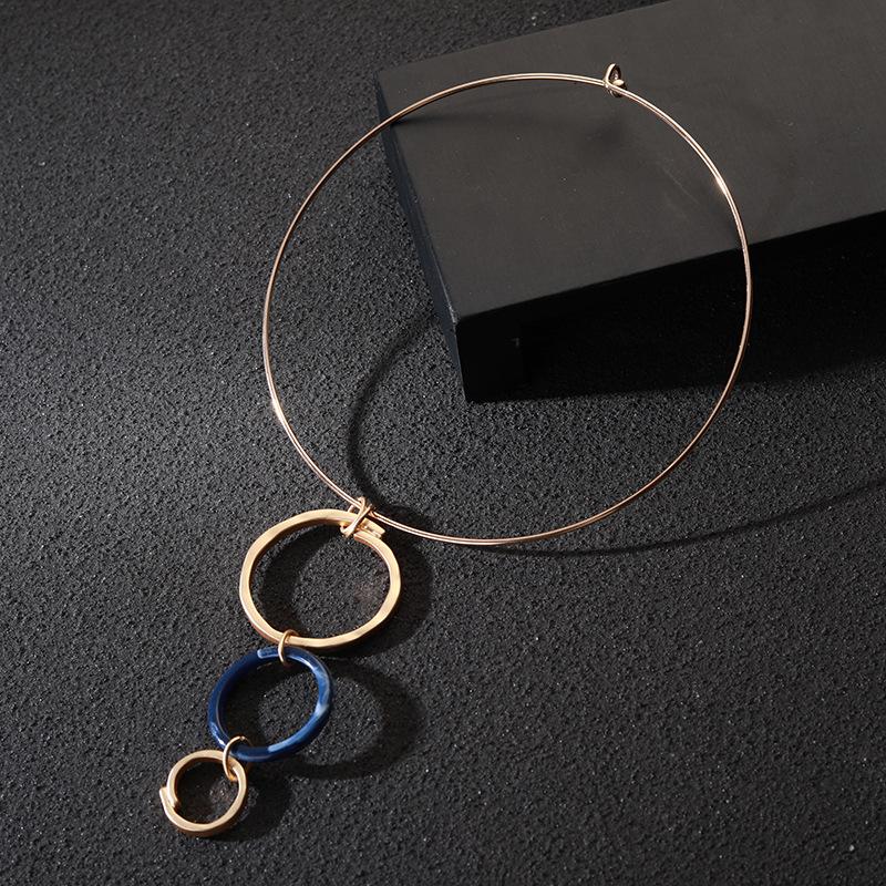 Fashion Niche Contrasting Color Round Geometric Design Sense Necklace Alloy Simple Versatile Collar