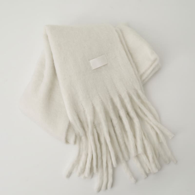 Neev Chunky Tassle Wool Muffler (Ivory)