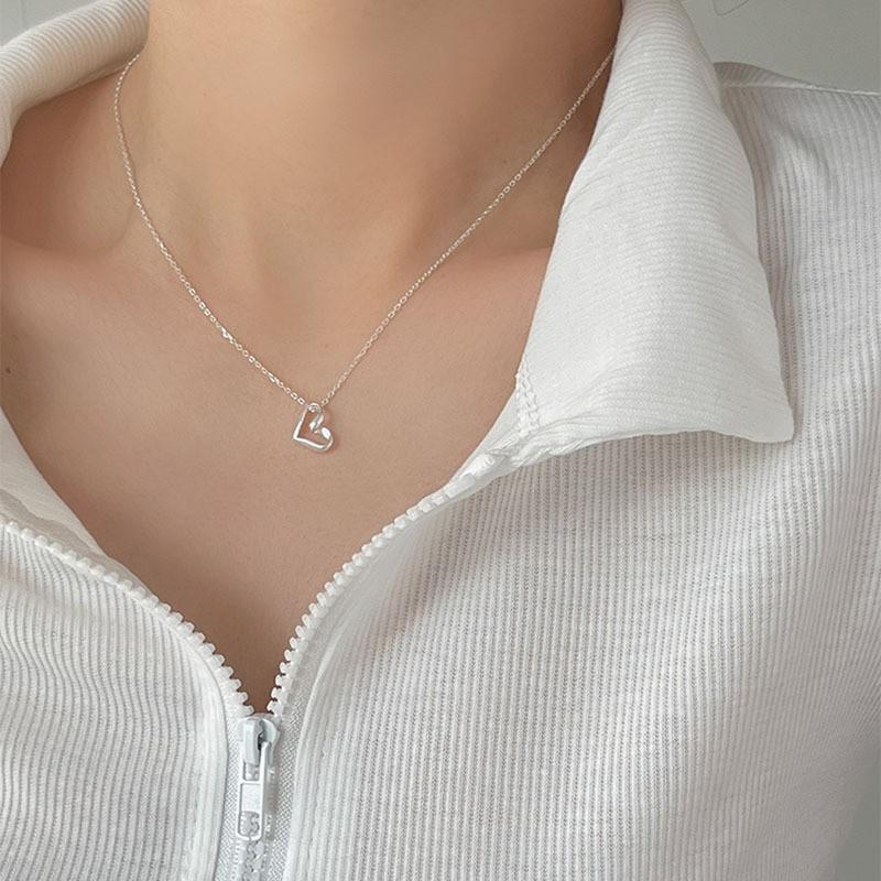 Double Layered Camellia Necklace for Women's Light Luxury Fashion Design Necklace Neck Chain Tassel Collarbone Chain Jewelry Gift