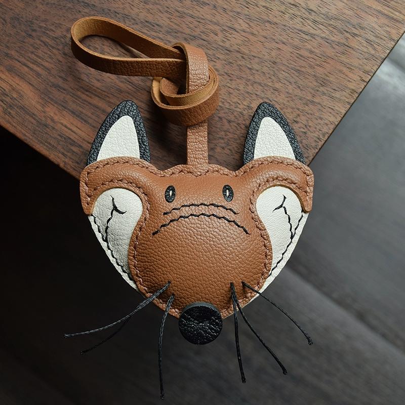 Fox Original Design Fox Leather Handmade Car Key Bag Pendant Personalized Niche Gift Keychain