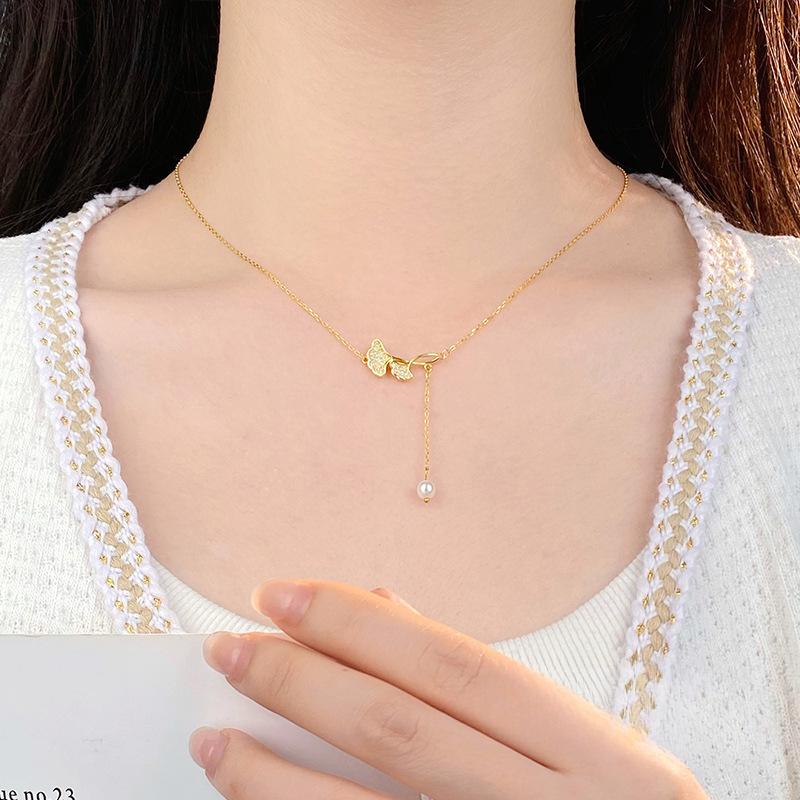 Tassel Pearl Necklace Clarvicle Chain Women's Necklace Korean Pearl Clarvicle Chain Inlaid with Diamond Apricot Leaves