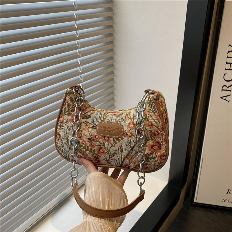 Niche literary and artistic big flower shoulder bag women's new casual underarm bag fashion shoulder bag simple sense women's bag