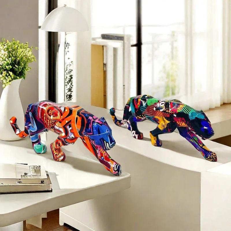 25.5cm Graffiti Panther Statue Animal Figurine Abstract Geometric Style Resin Leopard Sculpture Home Office Desktop Decoration