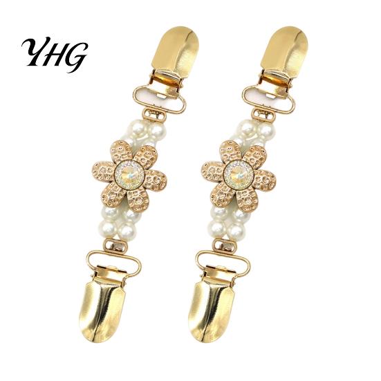 Dress Decor Accessories 2Pcs Vintage Sweater Clips for Women Girls, Retro Faux Pearl And Rhinestones Cardigan Clips, Elegant Fashionable Collar