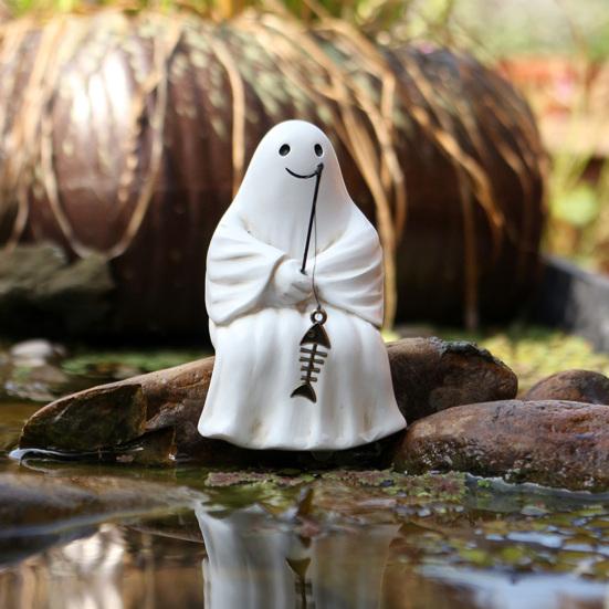Halloween Sculpture Synthetic Resin Skeleton Fisherman Statue Mini Ghost Fishing Pond Garden Decoration
