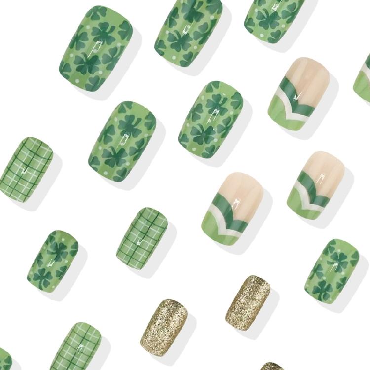 24Pcs Patrick's Day False Nail Green Shamrock Patterned Glitters Press on Nail for Adding Festival Charm to Any Outfit