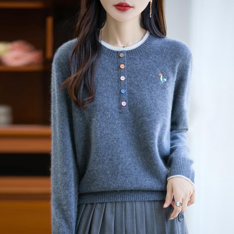 Women's Color Block Embroidered Wool Sweater - Round Neck, Fake Two-Piece Loose Knitwear (2025 Autumn/Winter)