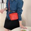 Ručně vyráběná dámská luxusní tkaná crossbody taška přes rameno z hovězí kůže