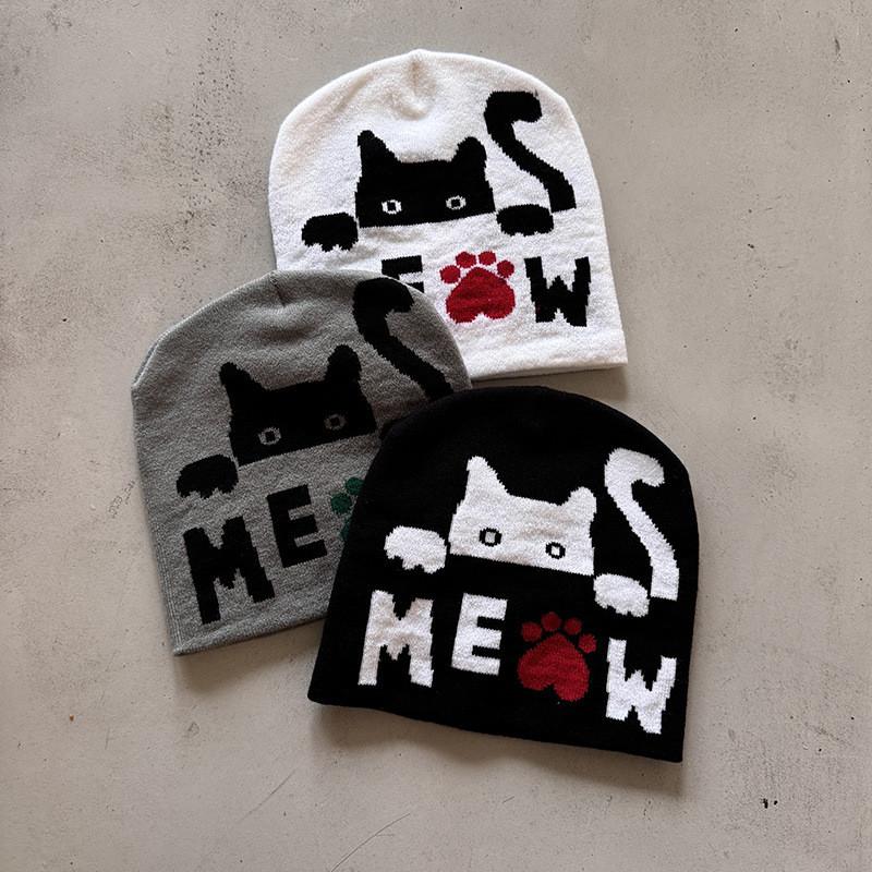 Acrylic Knit Hat For Women With High Top Design And No Brim For Cold Weather