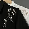 Polo Homme Manches Courtes Col à Revers Brodé Fleurs de Prunier Blanches