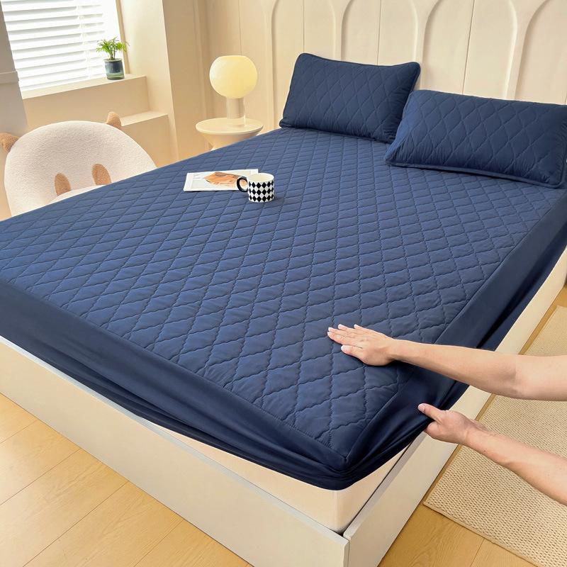 Wasserdichte Matratzenschoner, Baumwollgepolsterte Feuchtigkeitsschutz- und Rutschfeste Schutzbezüge, Vollständig bedeckende Simmons-Matratzenschoner, Tagesdecken