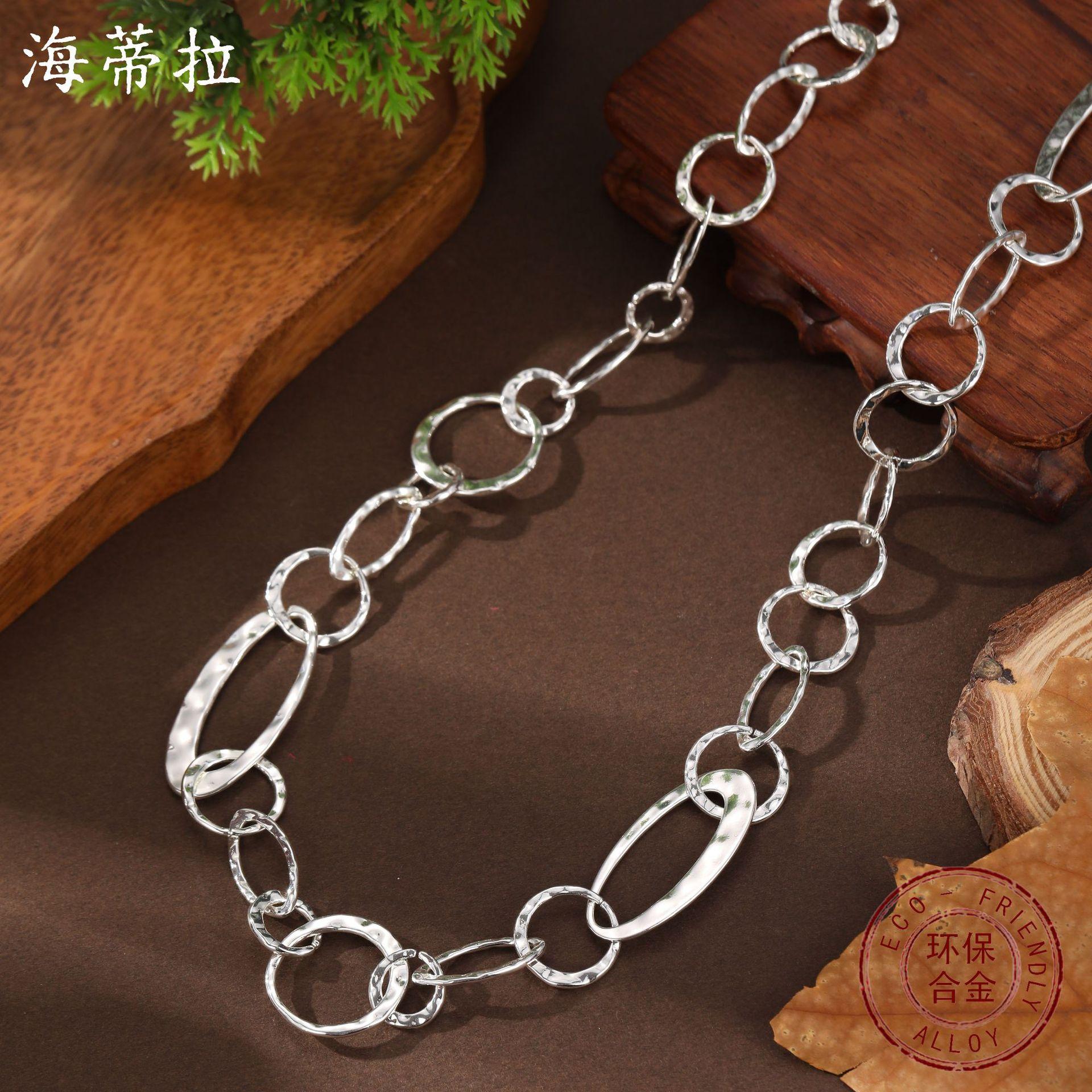 

New glossy hollow ring long necklace women s exaggerated high-end bohemian geometric ring necklace