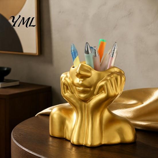 Minimalist Brush Storage Container Abstract Face Vase, Artistic Female Pen Holder, Makeup Vase Modern Decorative Centerpiece for Living Room