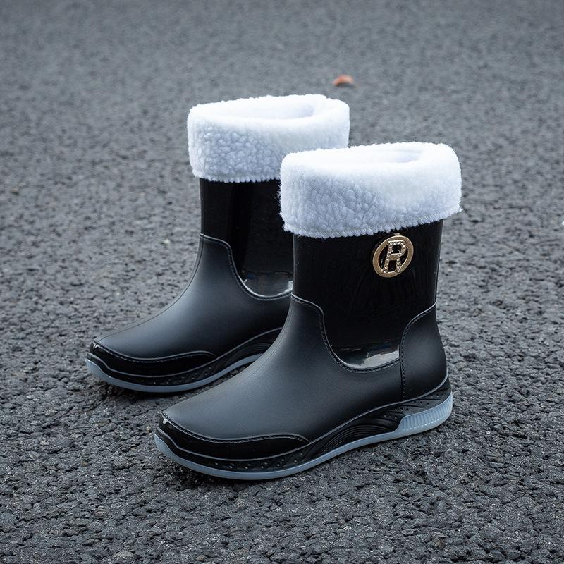 Simple Fashion Short Women's Rain Boots Non-slip Rain Shoes Waterproof Boots Women's Water Shoes Rubber Shoes On Rainy Days