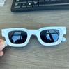 Trendy Kleine Quadratische Sonnenbrille Herren Retro UV-Schutz Sonnenbrille Damenbrille