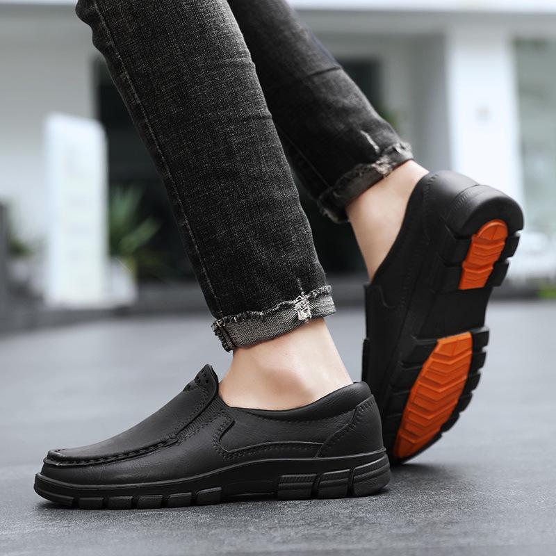 Men's Summer Waterproof Non-Slip EVA Chef Shoes - Lightweight, Thick-Soled Casual Kitchen Footwear